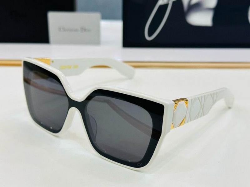 DIOR Sunglasses 460